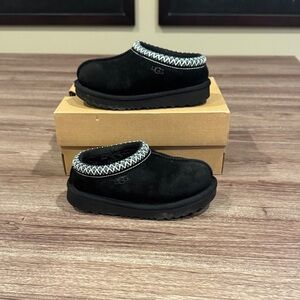UGG tasman II toddlers 10 BL